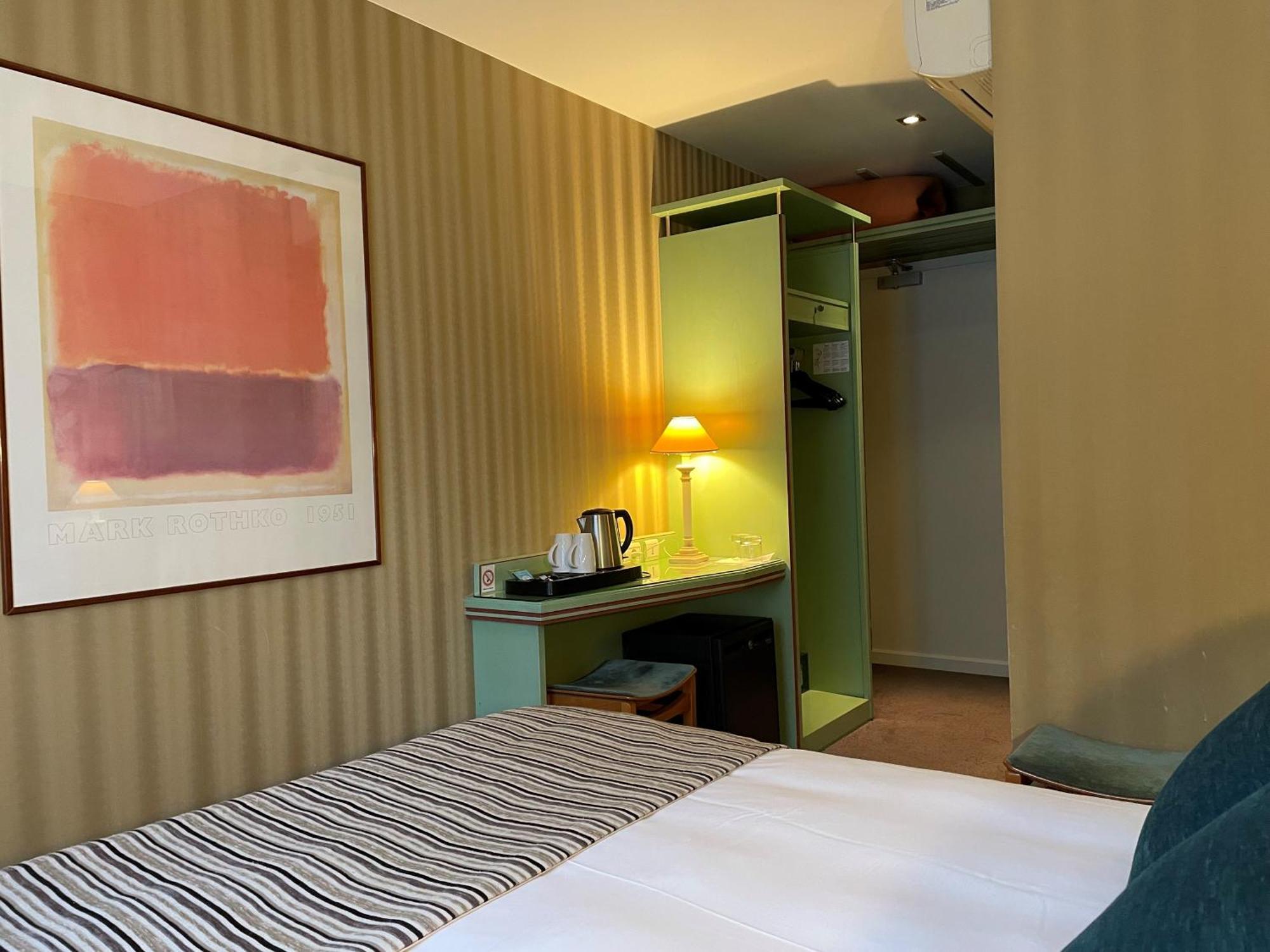 Hotel Europe サヴェルヌ エクステリア 写真