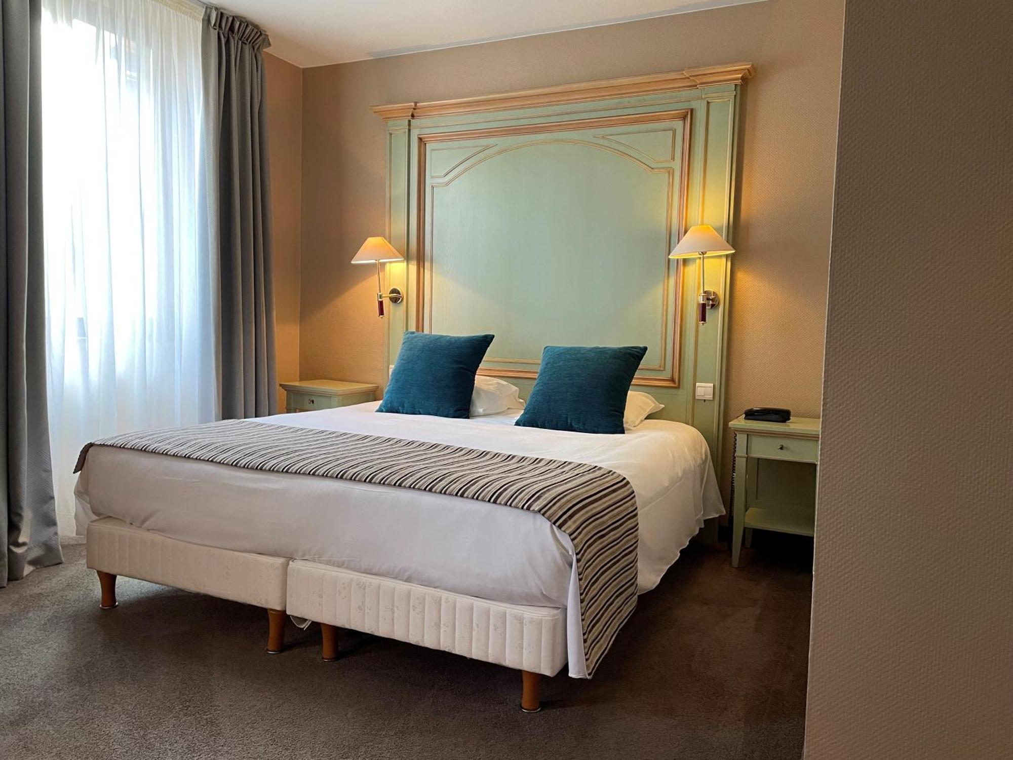 Hotel Europe サヴェルヌ エクステリア 写真