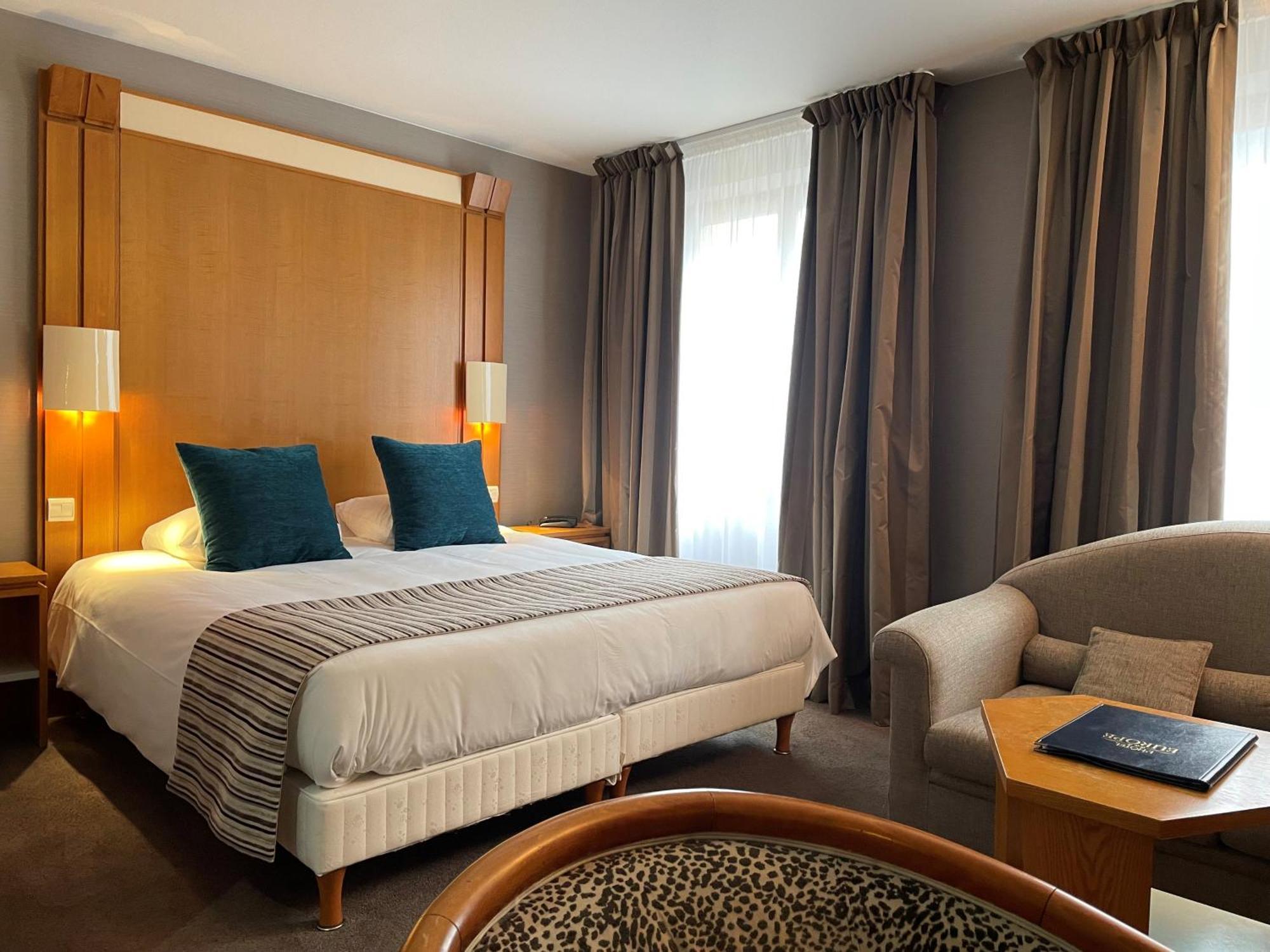 Hotel Europe サヴェルヌ エクステリア 写真